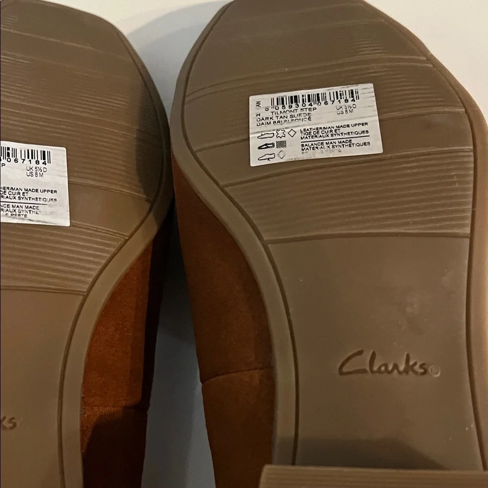 Clarks Women’s Brown‎ Suede and Leather Loafers Size 8